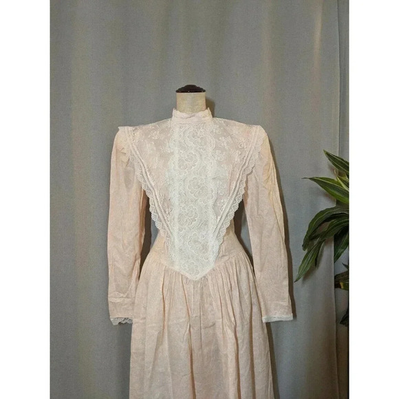 Vintage Gunne Sax Peach Lace Prairie Victorian 70s 80s Cottage Dress Size 9 - Picture 3 of 10